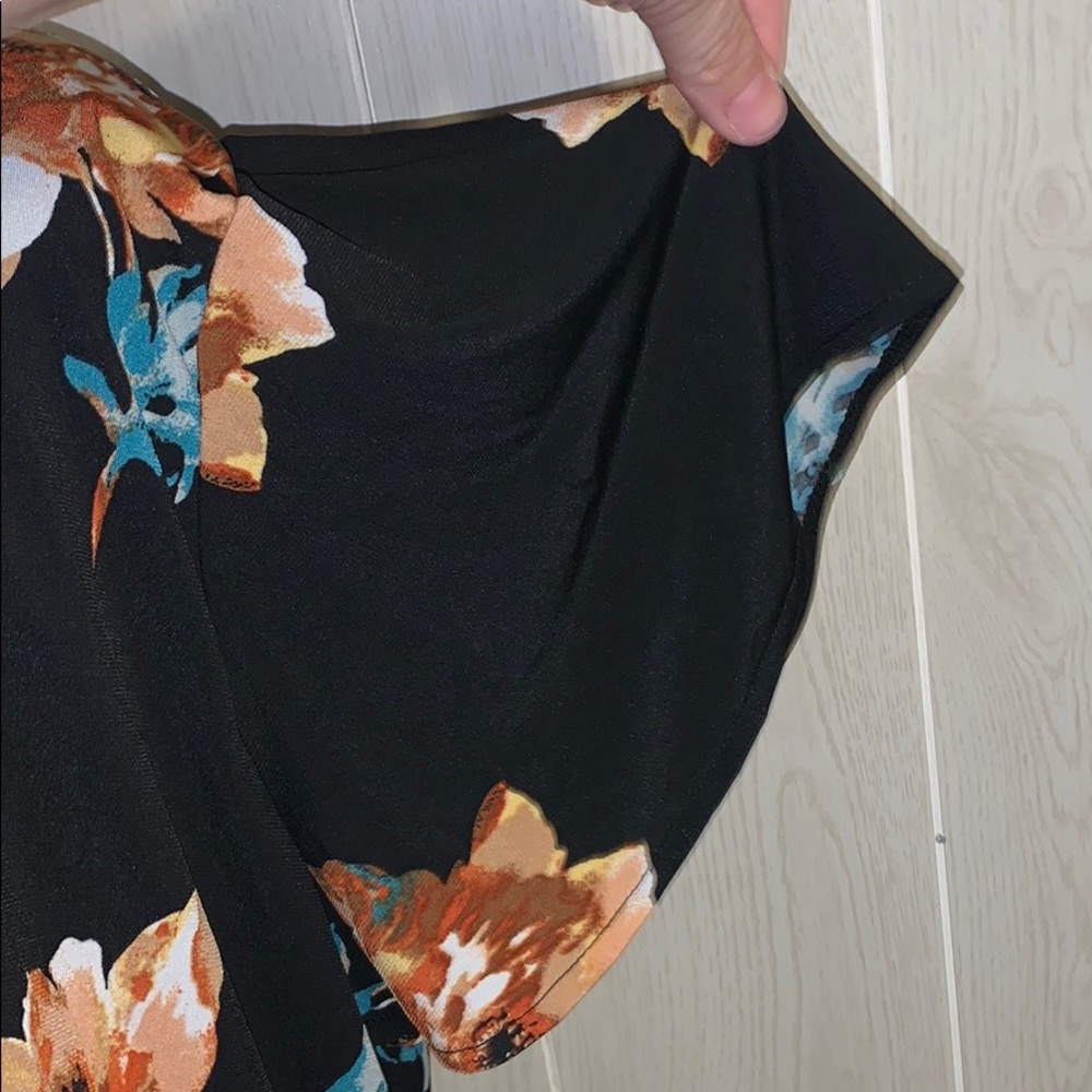 π¦ Moving Saleπ¦ Maurices floral dress w/cutout - Picture 4 of 8